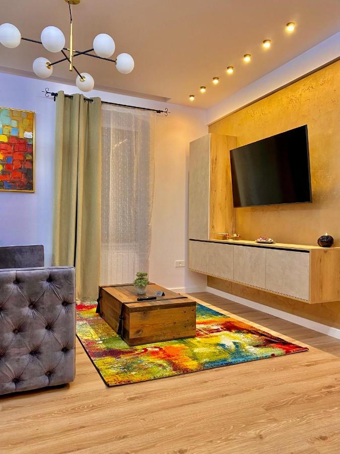 Blancris Boutique Apartment Brasov Ngoại thất bức ảnh
