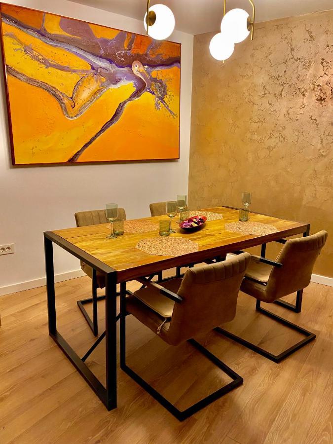 Blancris Boutique Apartment Brasov Ngoại thất bức ảnh