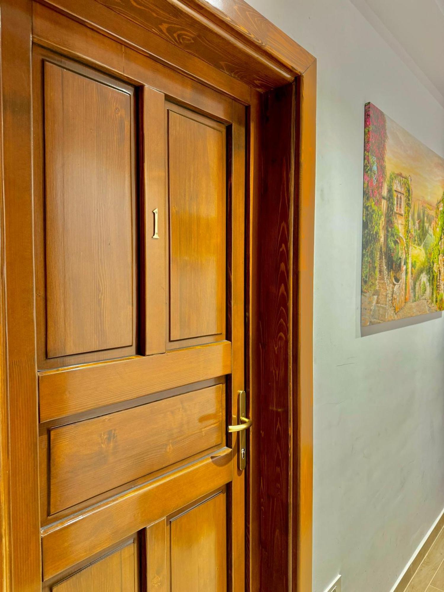Blancris Boutique Apartment Brasov Ngoại thất bức ảnh