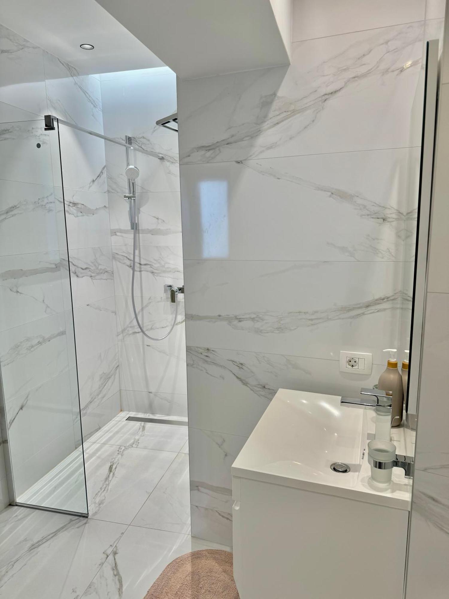 Blancris Boutique Apartment Brasov Ngoại thất bức ảnh